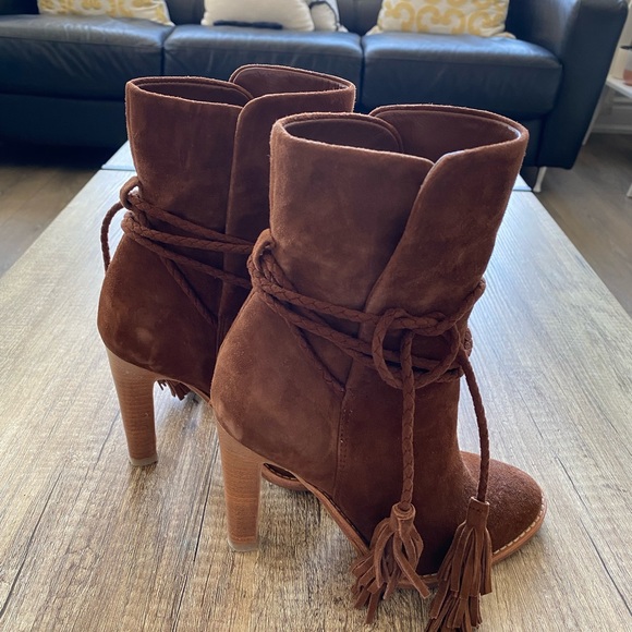 Suede boots - Picture 2 of 4